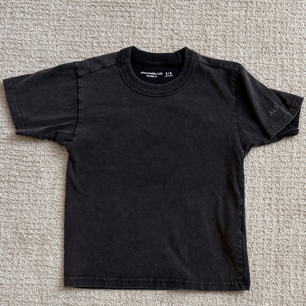 abercrombie kids Black Short Sleeve Crewneck Tee